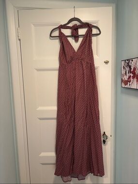 Benetton Halter V-Neck Wide maxi dress Red and purple floral Print. NWT